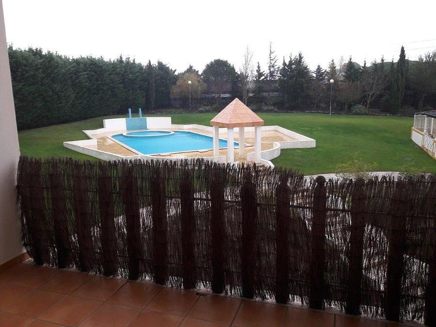 Appartement T3 avec piscine dans un condominium fermé