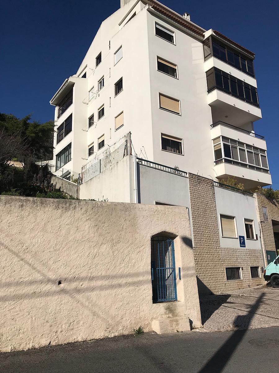 1 Bedroom Apartment with parking, Estoril, Cascais