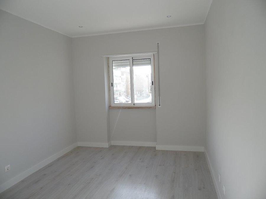2 bedroom apartment refurbished