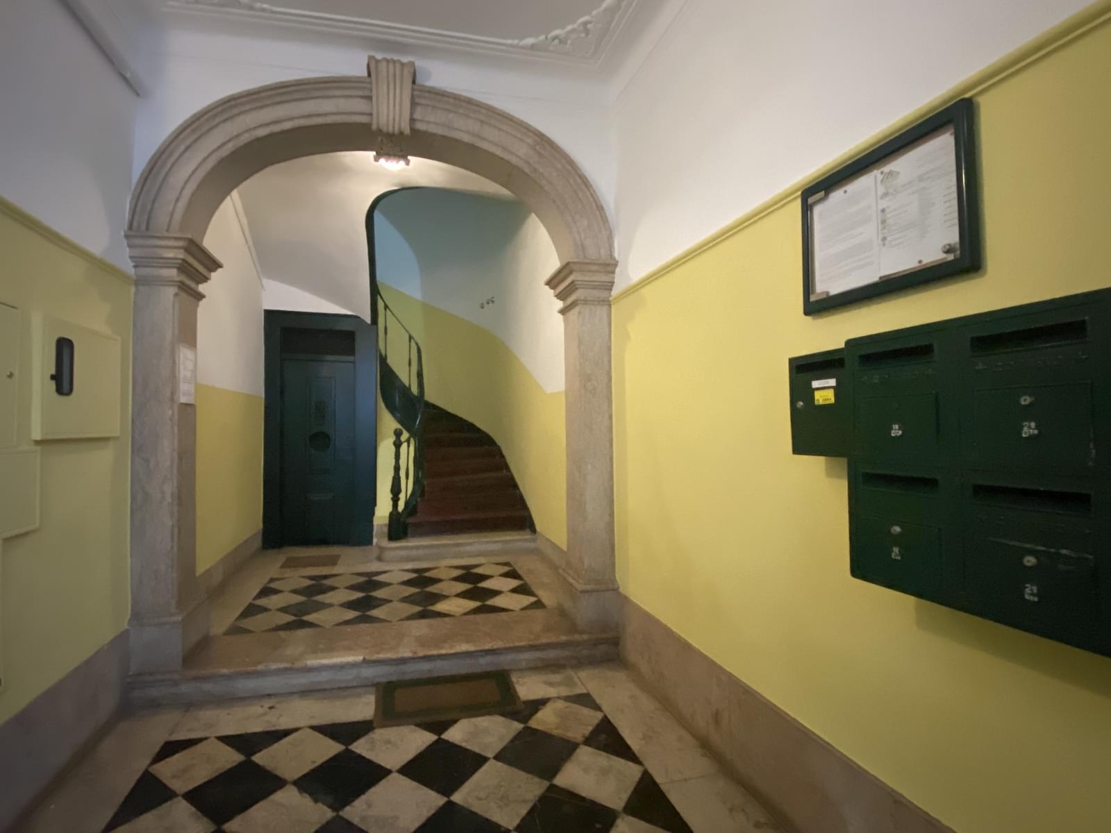 Apartamento T2, Alfama, Lisboa - Imagem 10