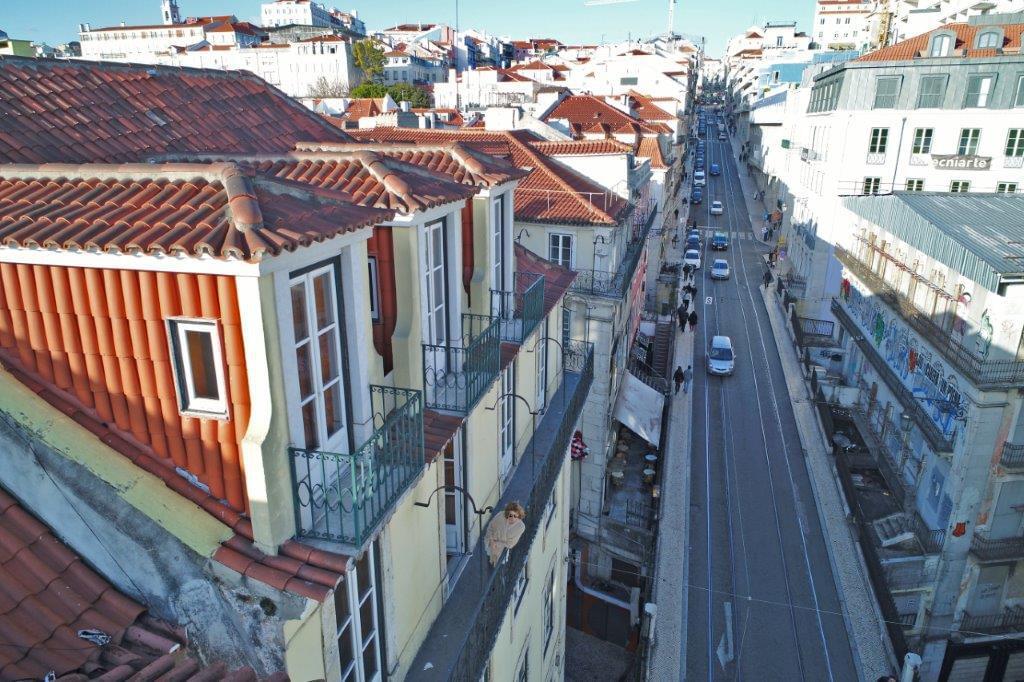 2 Bedroom Apartment in Alecrim 15, Cais do Sodré, Lisboa