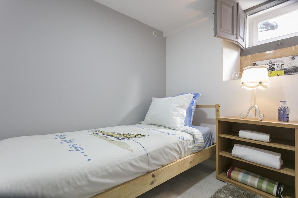 Apartamento T2+3 remodelado