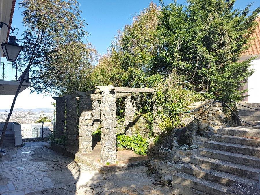 Maison normal T7+2 avec parking