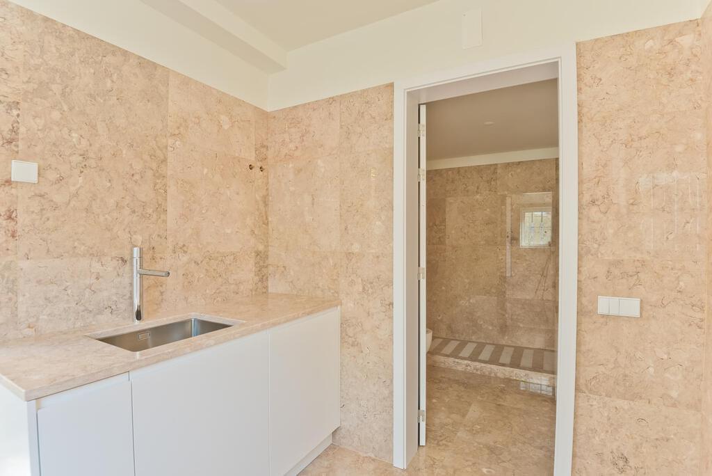 Appartement T3+1 avec piscine dans un condominium fermé