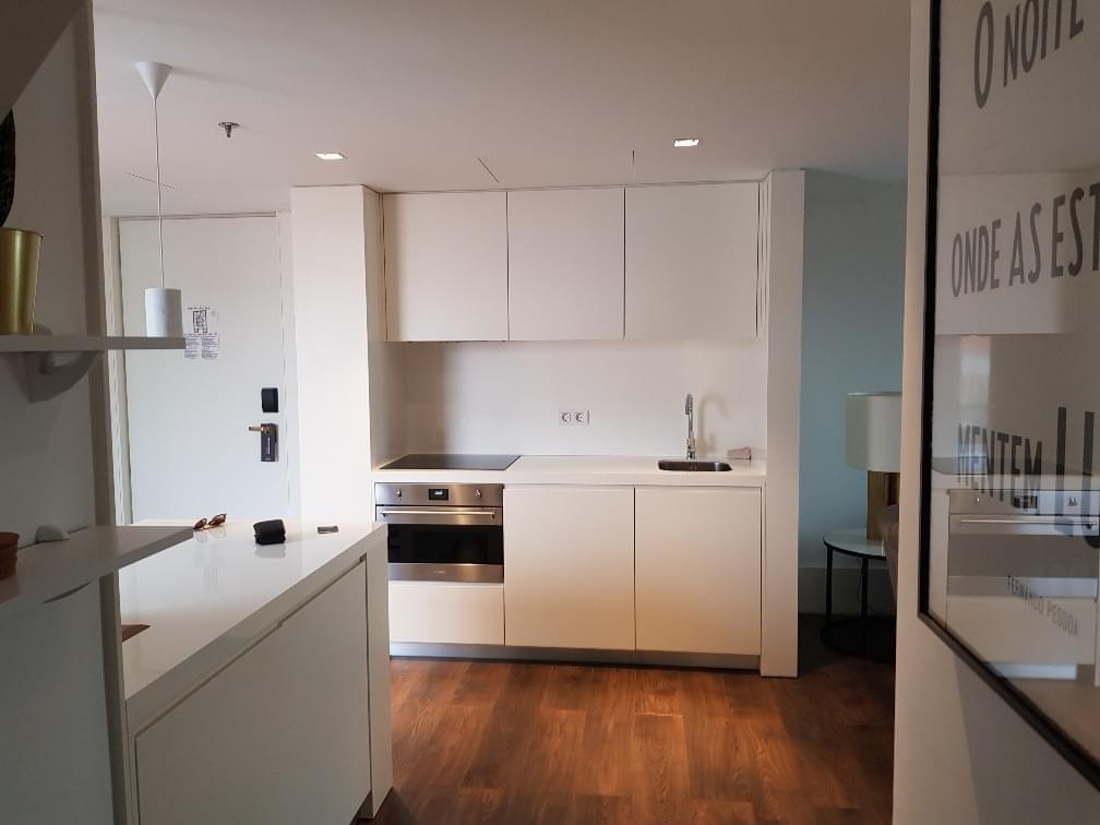 PF16980, Apartamento T2, Lisboa