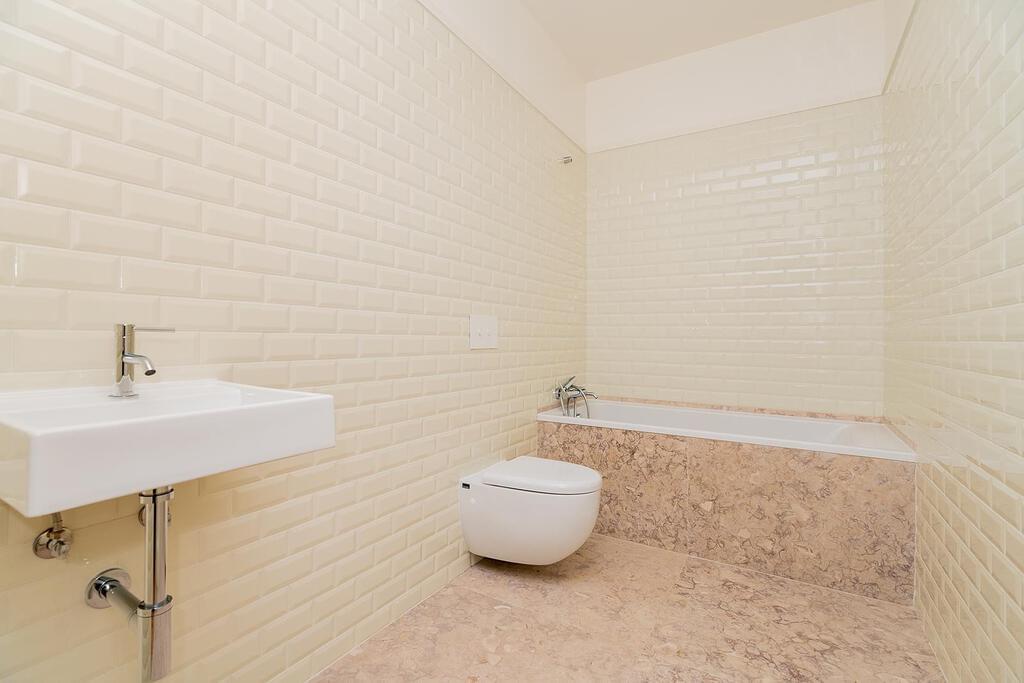 2 bedroom apartment Sé