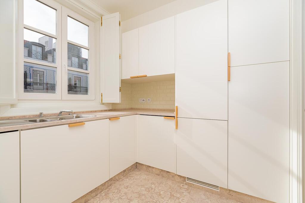 2 bedroom apartment Sé