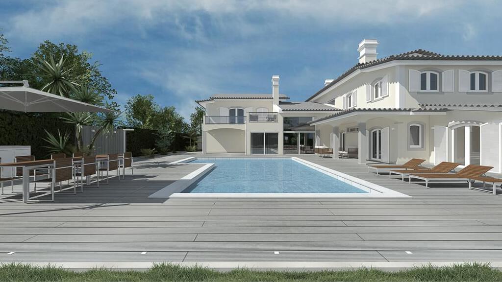 5 bedroom villa with a swimming pool