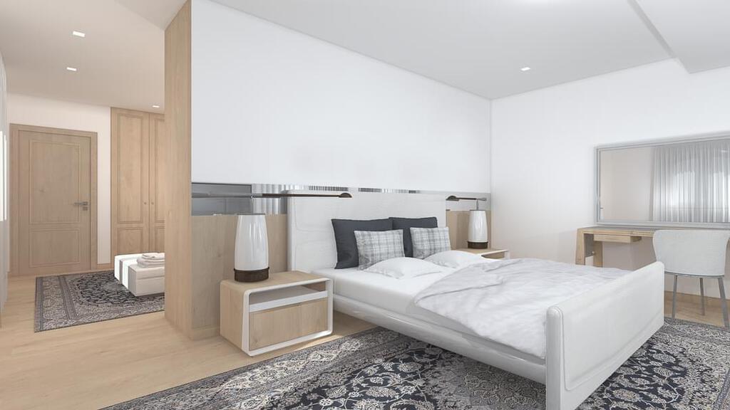 5 bedroom villa with a swimming pool