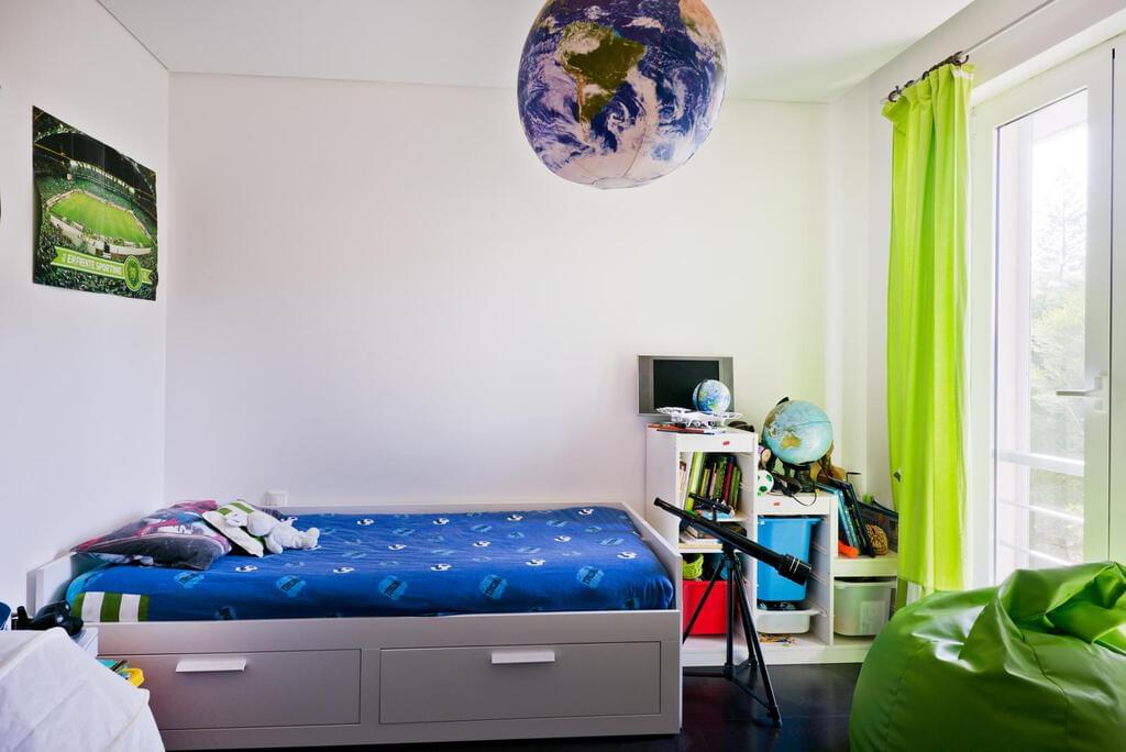 3 bedroom apartment with a swimming pool in gated community