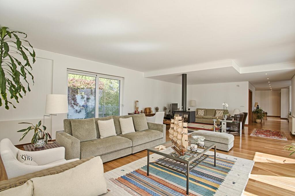 pf17138-moradia-t5-cascais-b56163d2-73a5-4719-aab3-665985088d9d