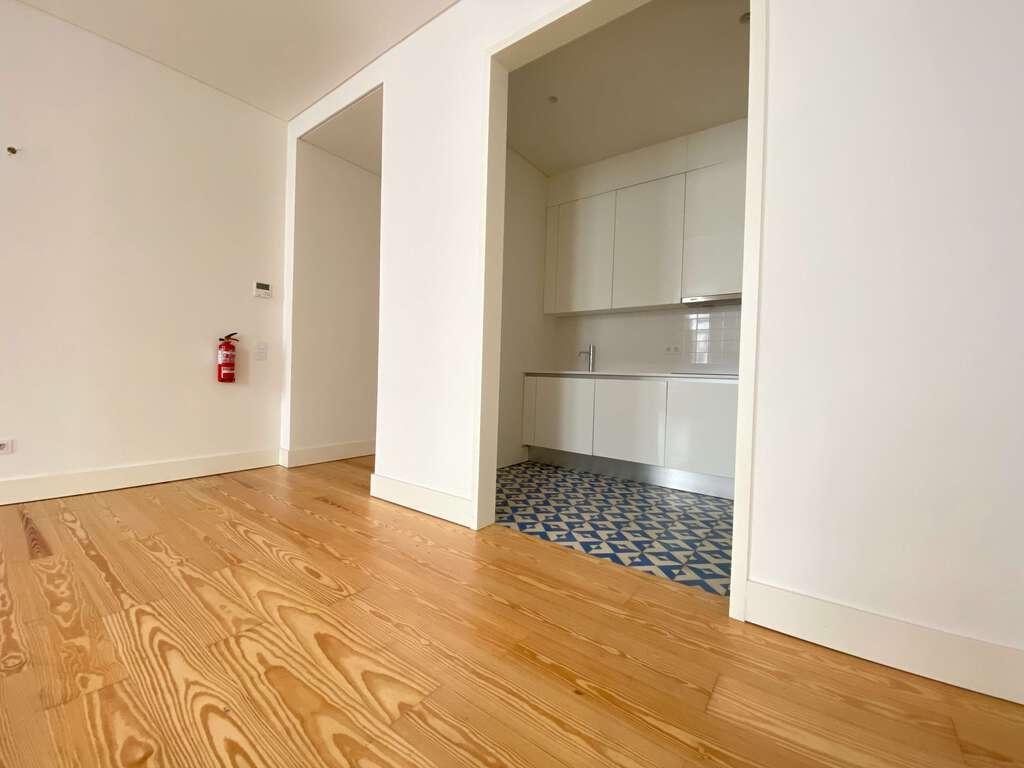 PF17142, Apartamento T2, Lisboa