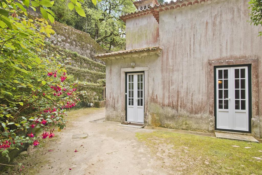 pf17248-moradia-t5-2-sintra-e1f65105-5c19-40a7-8a06-3c55cbbfd051