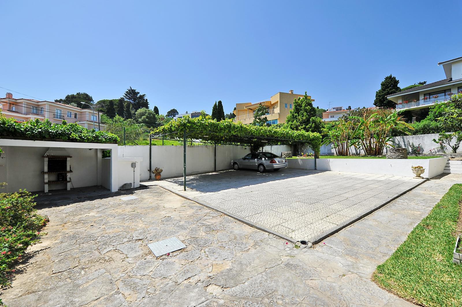 Moradia T7 + 1 com piscina, Alto do Lagoal, Oeiras - Imagem 27
