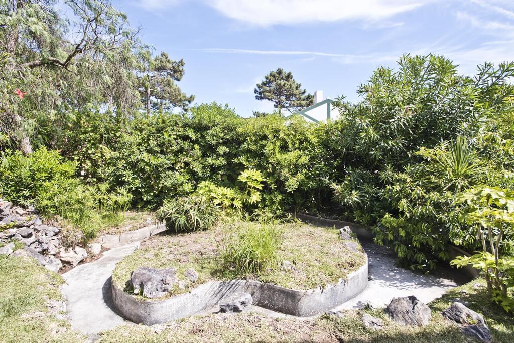 6 bedroom villa with a swimming pool