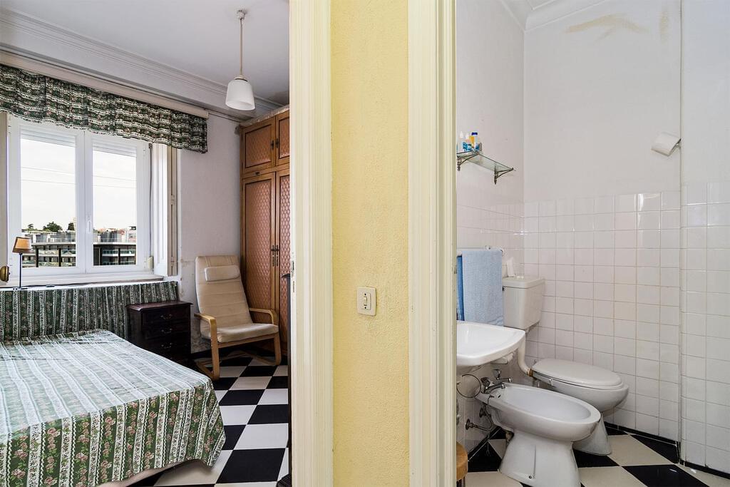 PF17484, Apartamento T4, Lisboa