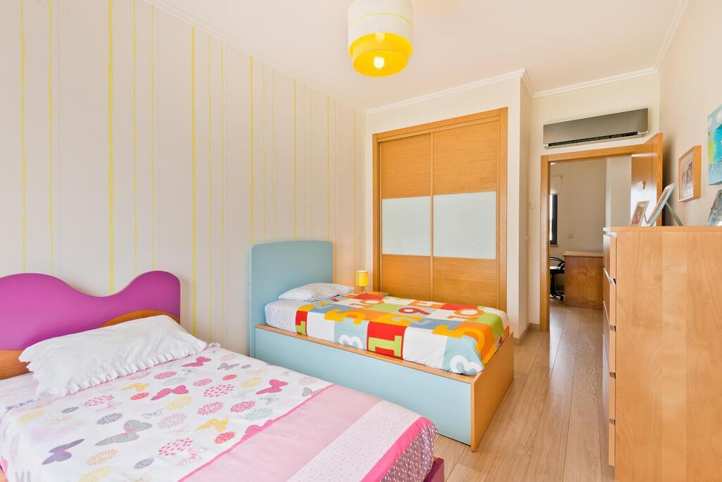 Maison normal T4+3 Areias (Sao Joao das Lampas)