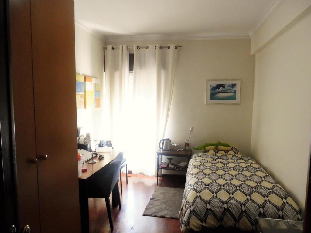 3 bedroom apartment with furniture