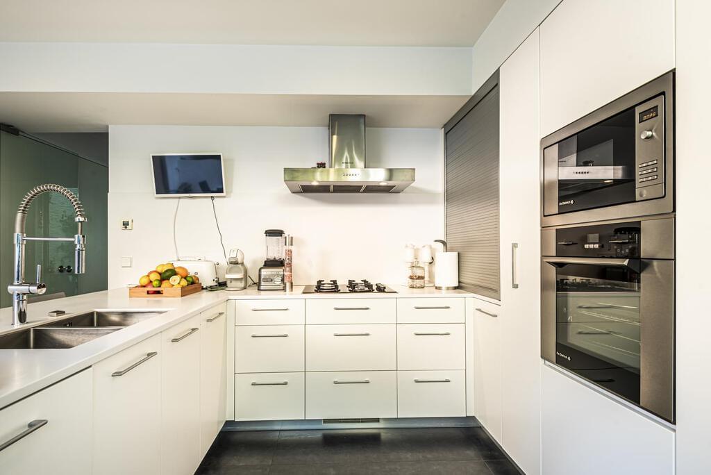 PF17821, Apartamento T4, Oeiras