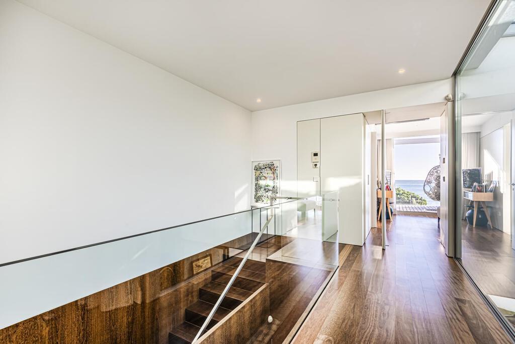 PF17821, Apartamento T4, Oeiras