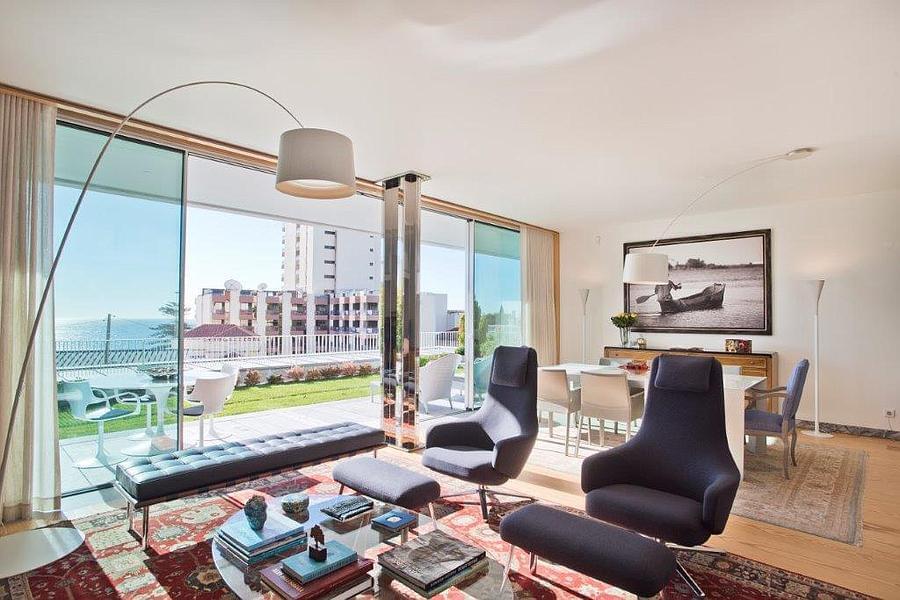 3 bedroom apartment with a swimming pool in gated community