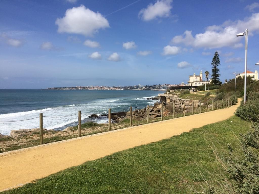 6 bedroom villa with a swimming pool