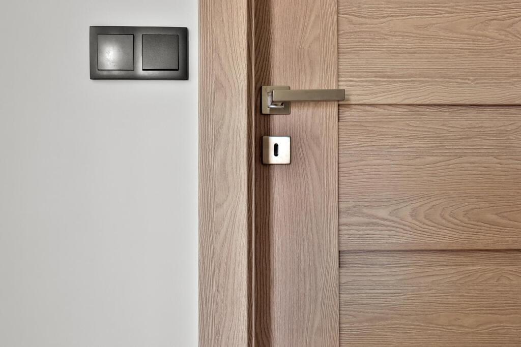 6 bedroom villa with a swimming pool