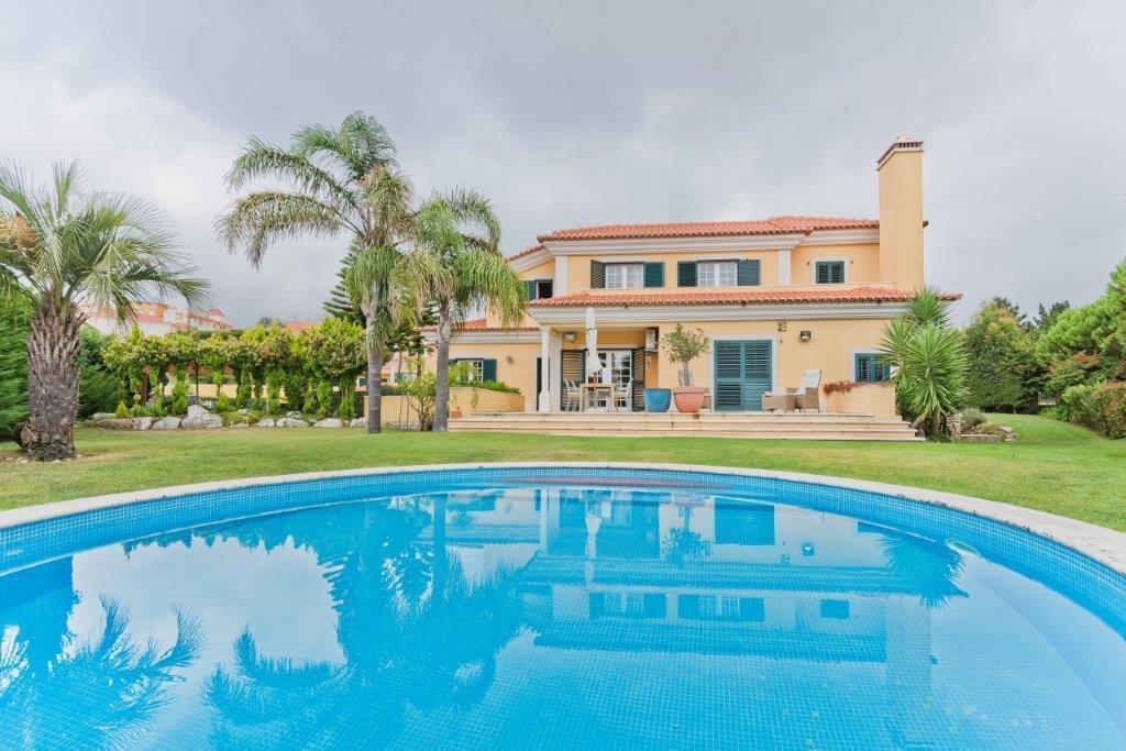 Maison normal T4+1 avec piscine dans un condominium fermé