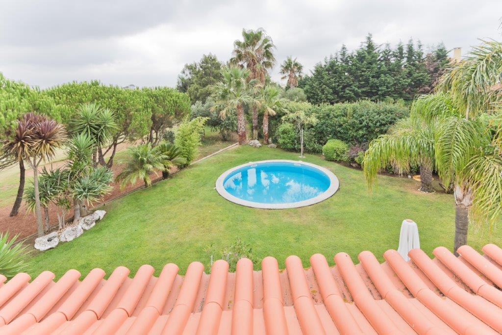 Maison normal T4+1 avec piscine dans un condominium fermé