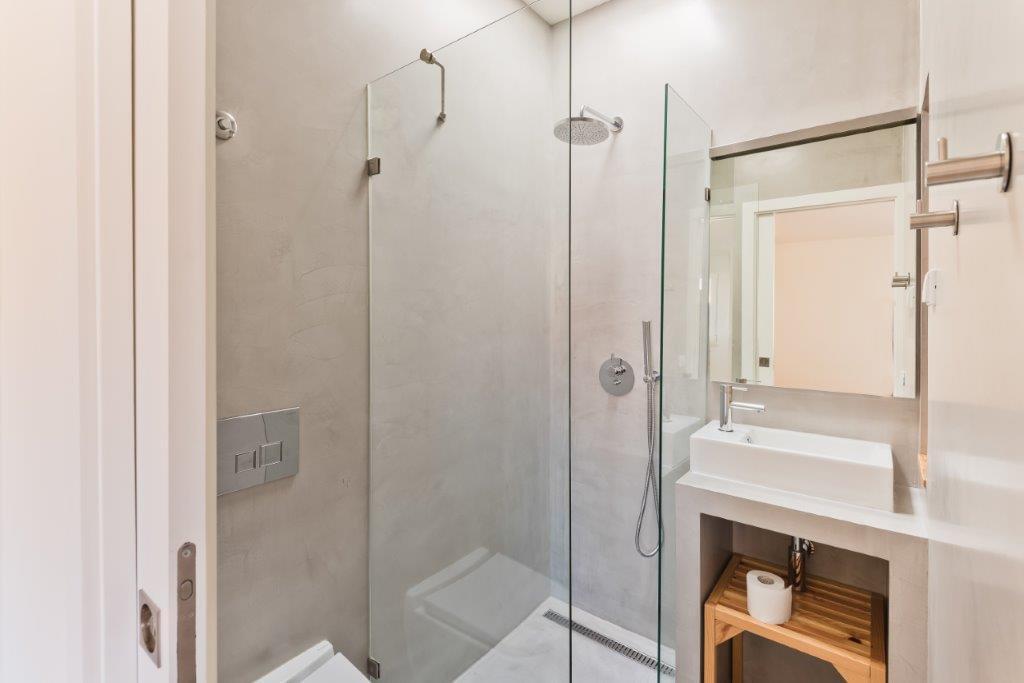 3 bedroom duplex with a swimming pool