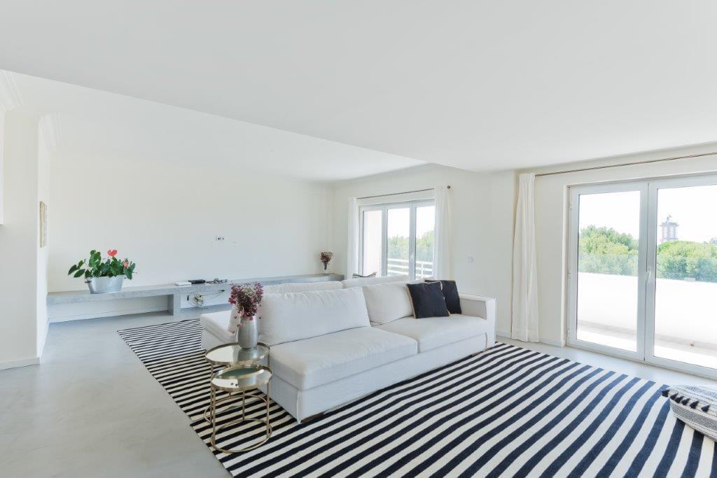 3 bedroom duplex with a swimming pool