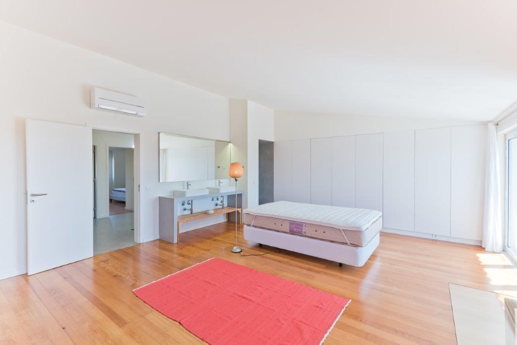 3 bedroom duplex with a swimming pool