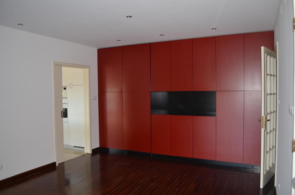 3 bedroom apartment with a swimming pool