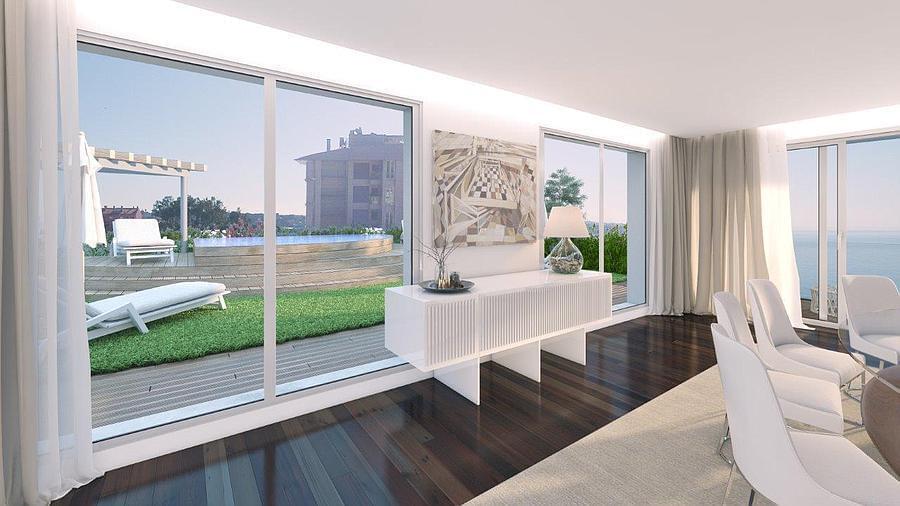 3 bedroom apartment with a swimming pool in gated community