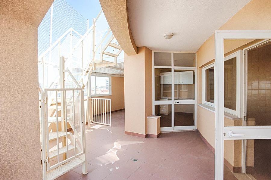 3 bedroom apartment with a swimming pool