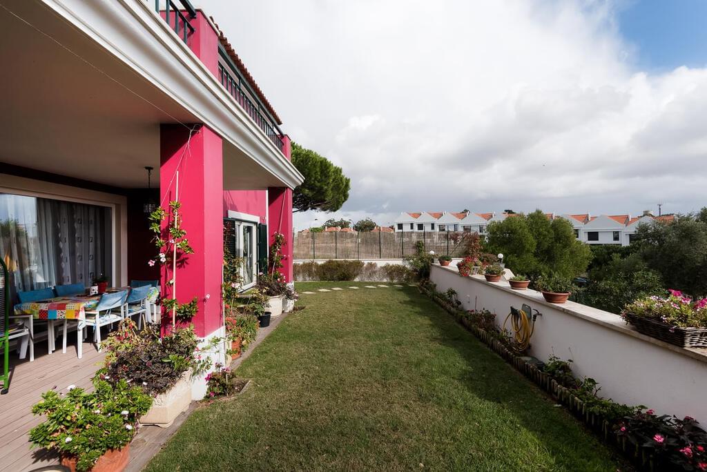 Maison normal T4+1 avec parking