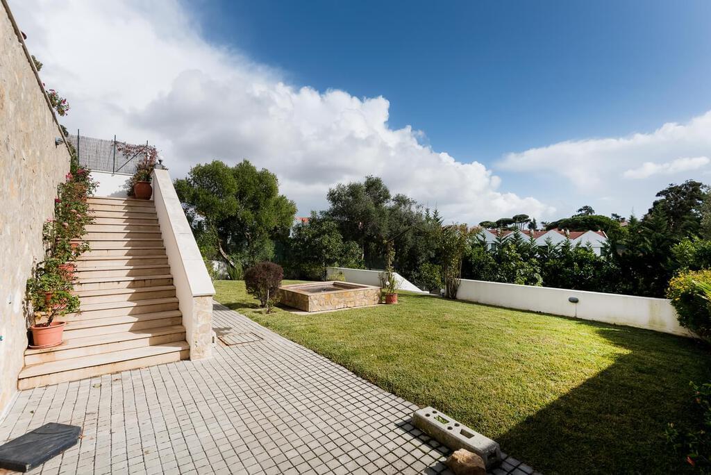 Maison normal T4+1 avec parking