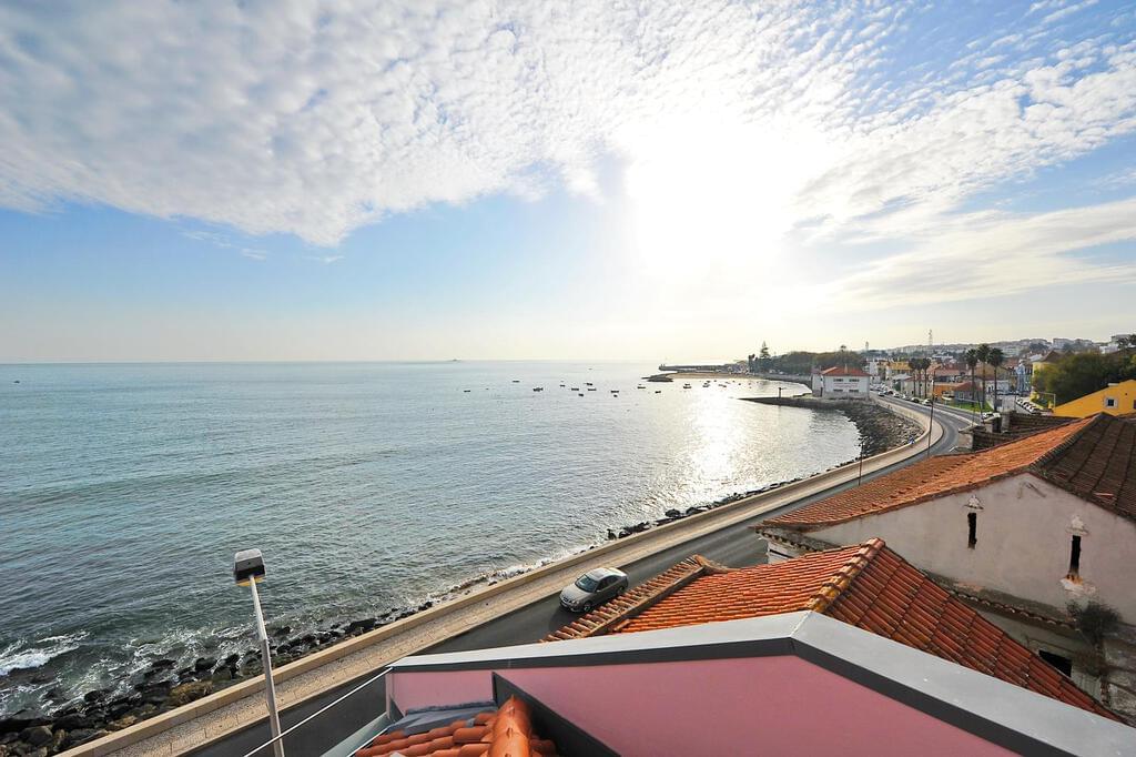 3 bedroom apartment with parking