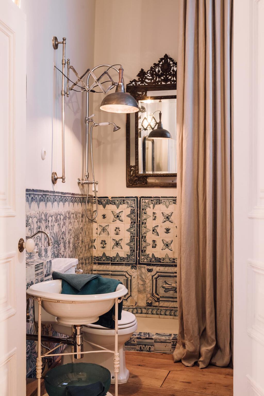 The Duplex of Alfama Lisbon, Portugal At the heart a luxury home for