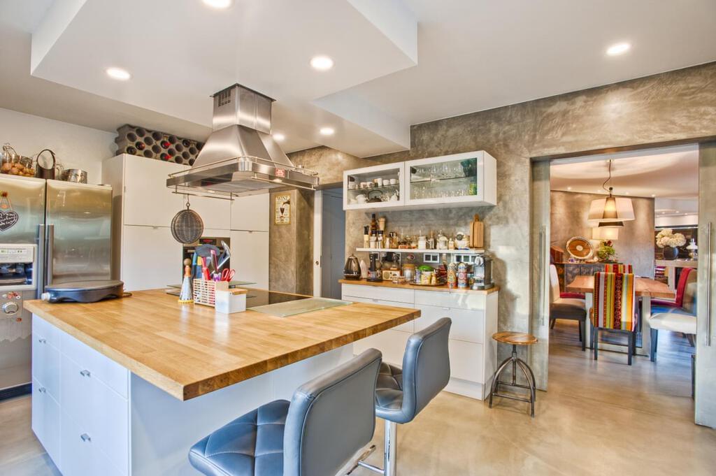 Maison normal T3+1 avec piscine