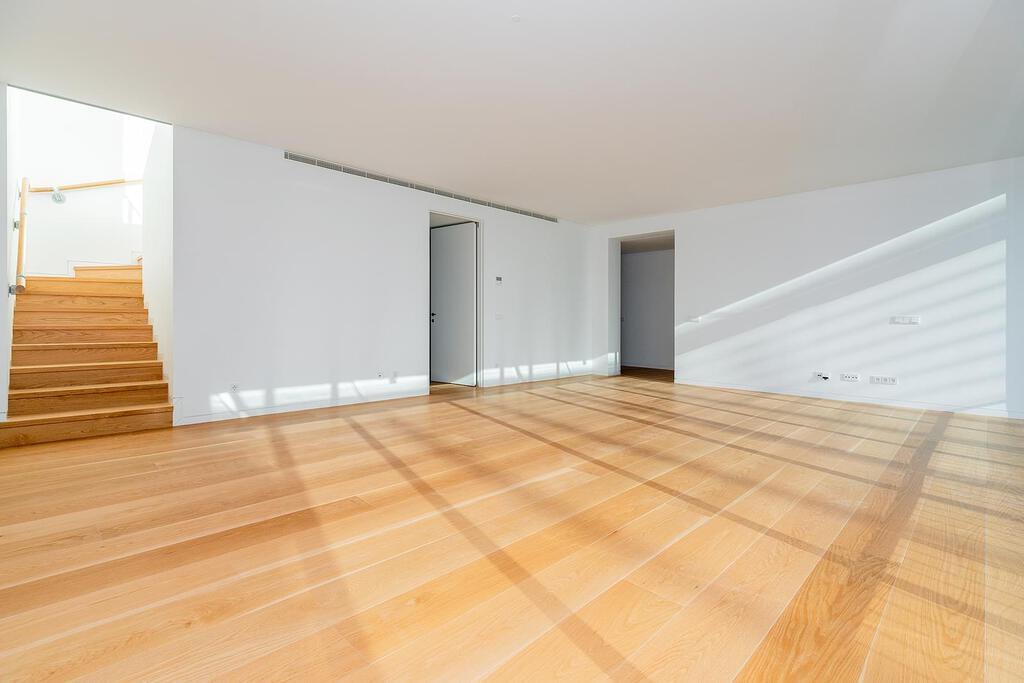 Appartement T3 duplex avec parking dans un condominium fermé