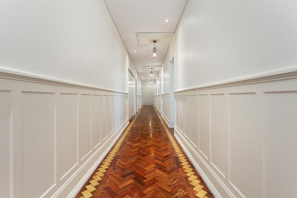 4 bedroom apartment El Corte Inglés