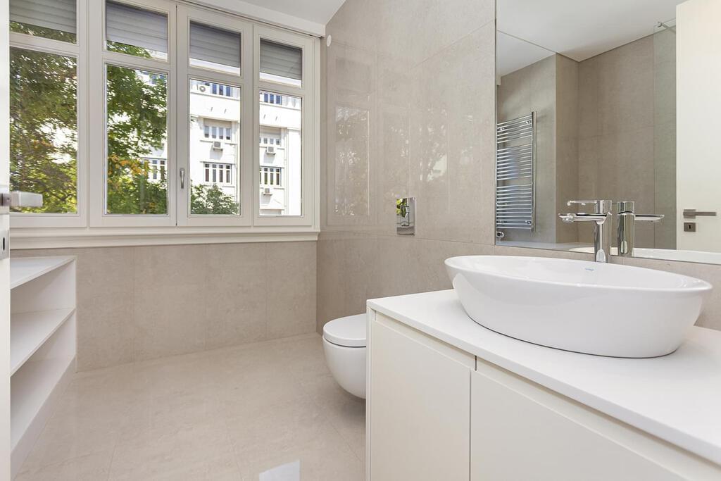 4 bedroom apartment El Corte Inglés