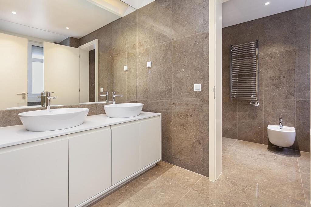 4 bedroom apartment El Corte Inglés