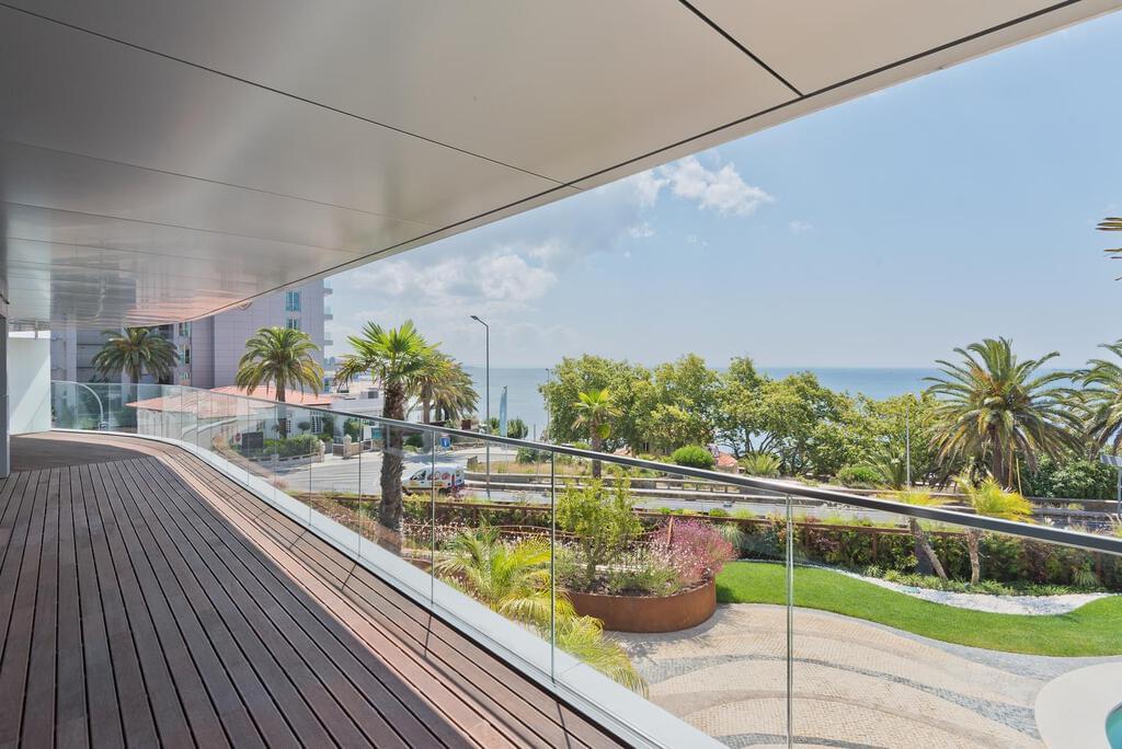 Apartamento T1 com piscina em condomínio fechado