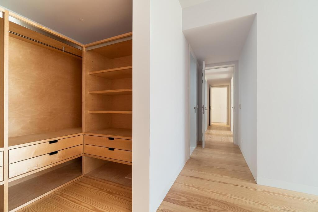 Apartamento T3 com piscina em condomínio fechado