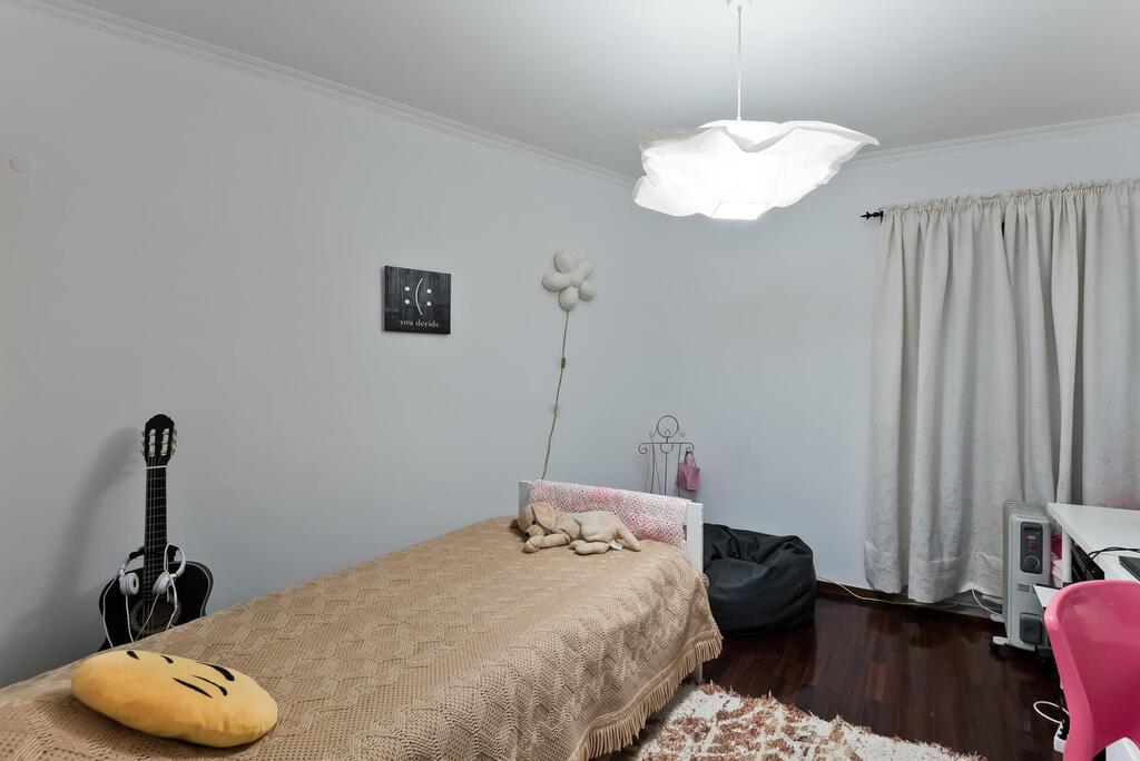 3 bedroom apartment with parking