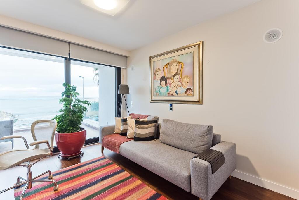 PF19141, Moradia T4 + 1, Oeiras