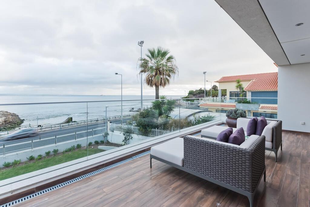 PF19141, Moradia T4 + 1, Oeiras