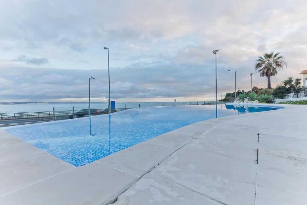 PF19141, Moradia T4 + 1, Oeiras